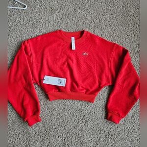 ALO Yoga Accolade Cropped Bright Red Crewneck Sweatshirt Pullover Size Small